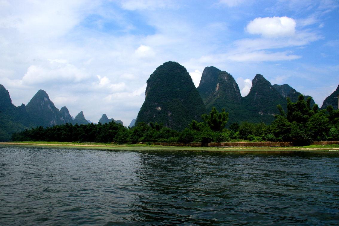 桂林漓江桥爆料案件最新,真相背后,谁在暗中操纵? 第2张 桂林漓江桥爆料案件最新,真相背后,谁在暗中操纵? 第2张