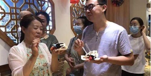 郭威最新邻居爆料视频,揭秘明星邻里的真实生活片段 第1张 郭威最新邻居爆料视频,揭秘明星邻里的真实生活片段 第1张